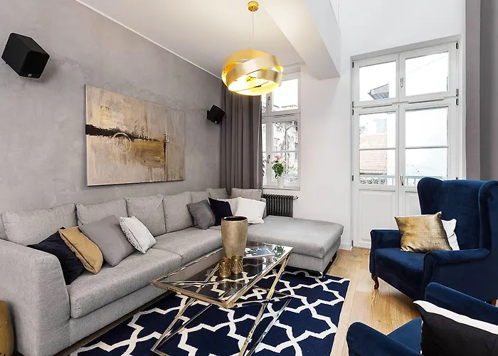 Mint Luxury At The Main Square *