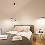 Mint Luxury At The Main Square Διαμέρισμα