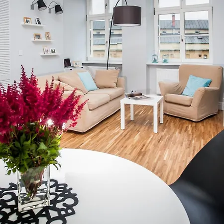 Mint Luxury At The Main Square Apartamento
