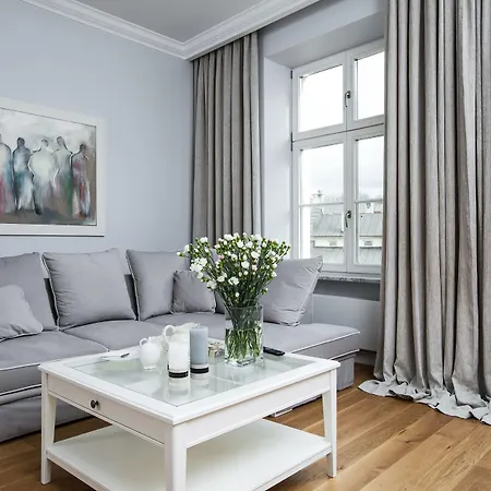 Mint Luxury At The Main Square *