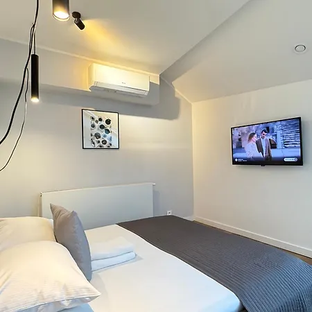 Mint Luxury At The Main Square *