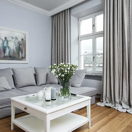 Mint Luxury At The Main Square Apartamento *
